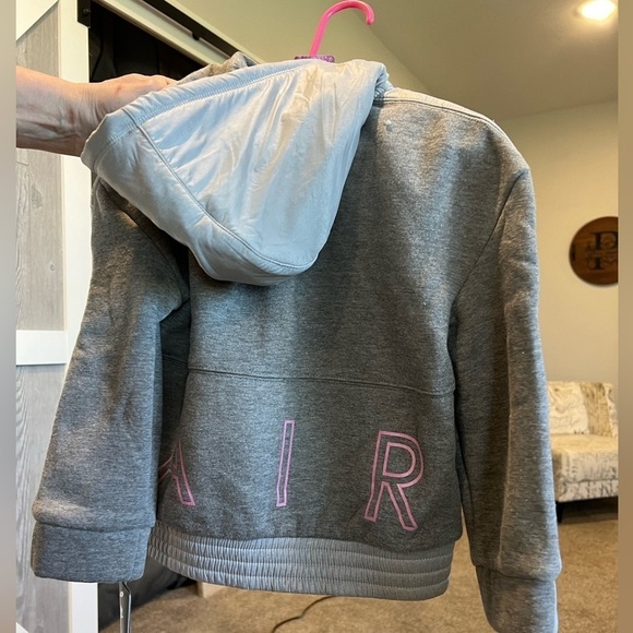 106. NWT NIKE AIR Girls Full-Zip Hoodie Pink/Gray - Picture 2 of 4